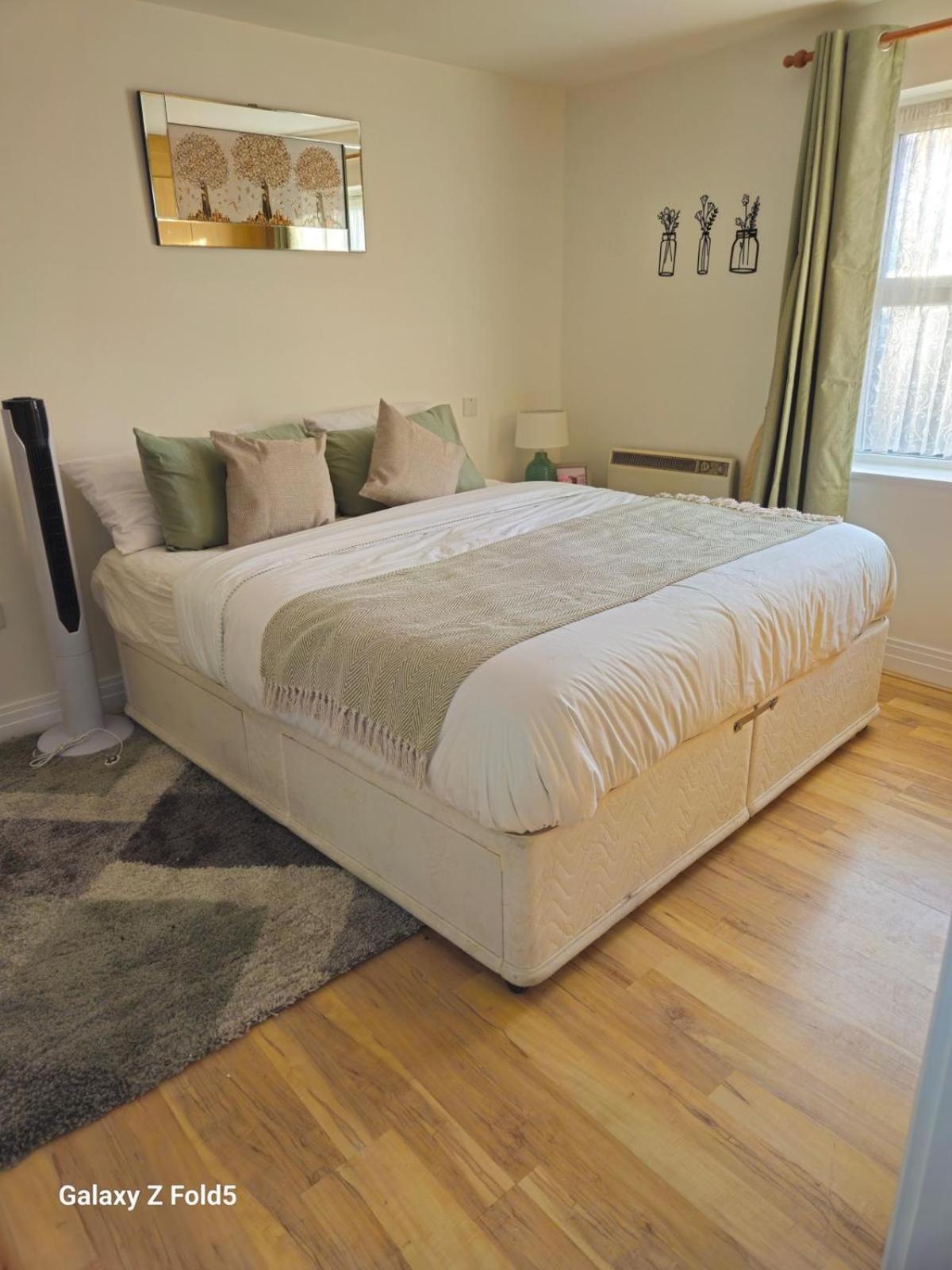 Spacious & Cosy Double And Single Bedrooms Close To Hendon & Colindale Tube Stations Екстериор снимка