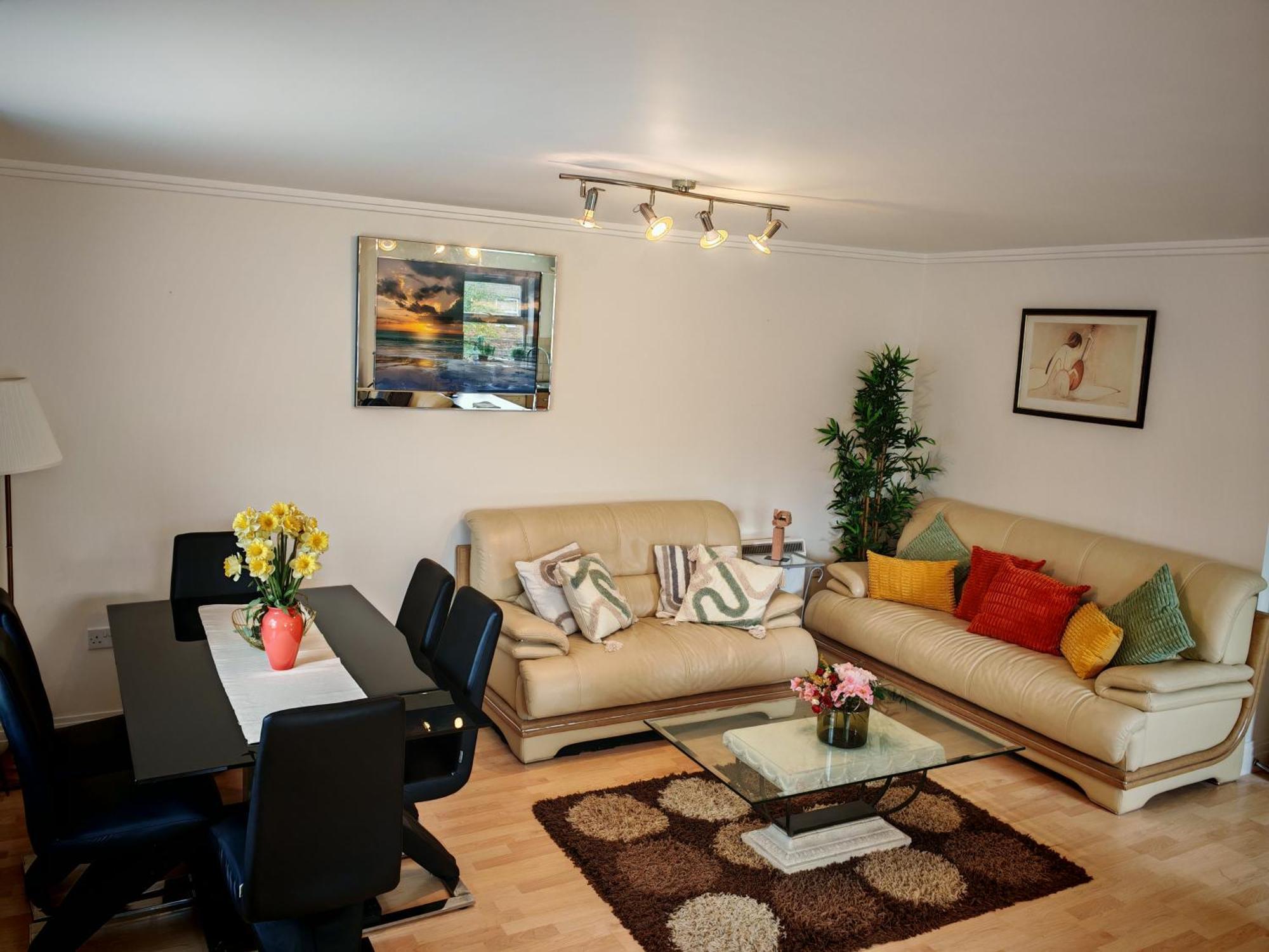 Spacious & Cosy Double And Single Bedrooms Close To Hendon & Colindale Tube Stations Екстериор снимка