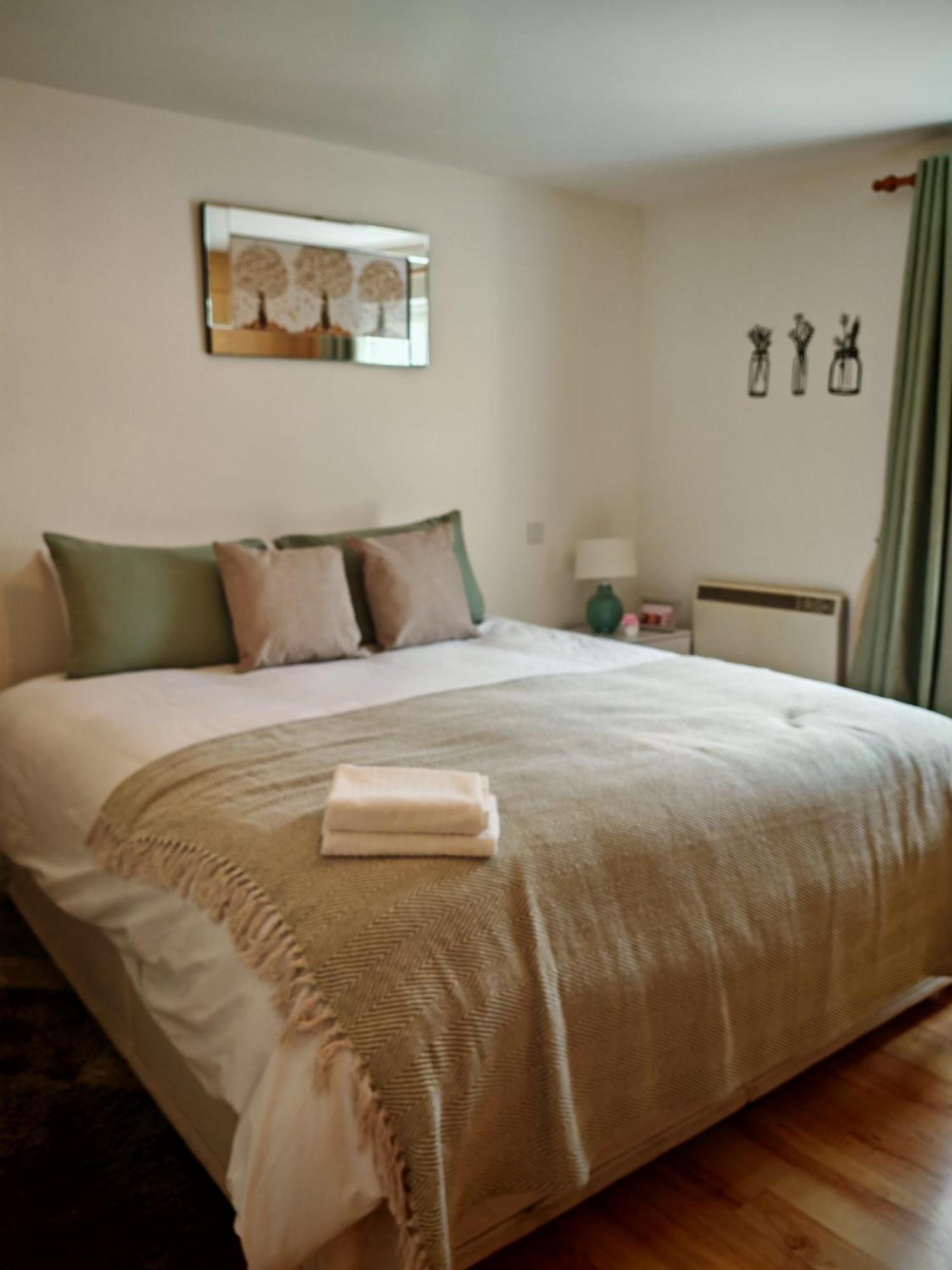 Spacious & Cosy Double And Single Bedrooms Close To Hendon & Colindale Tube Stations Екстериор снимка